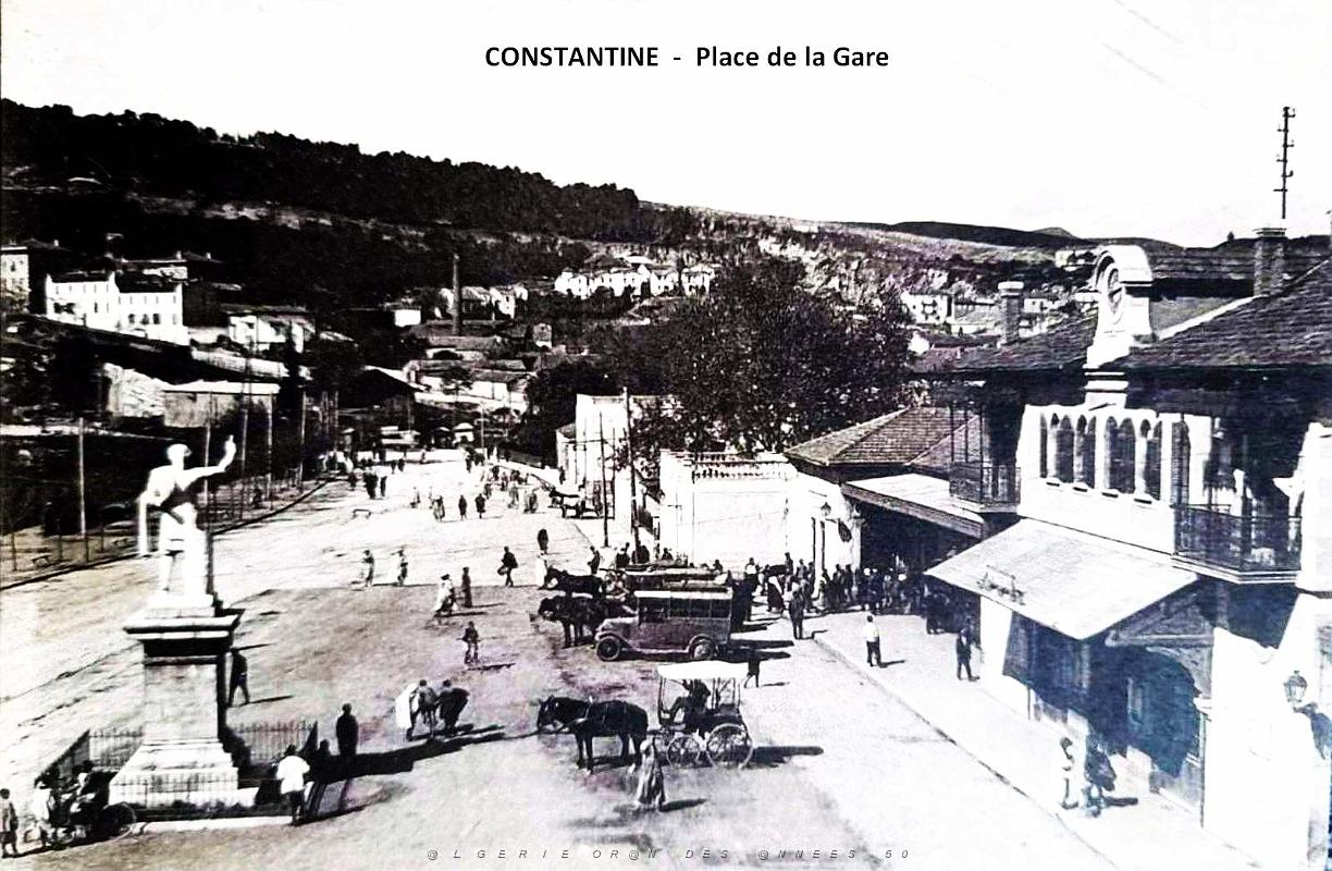 Constantine - Place de la Gare.jpg